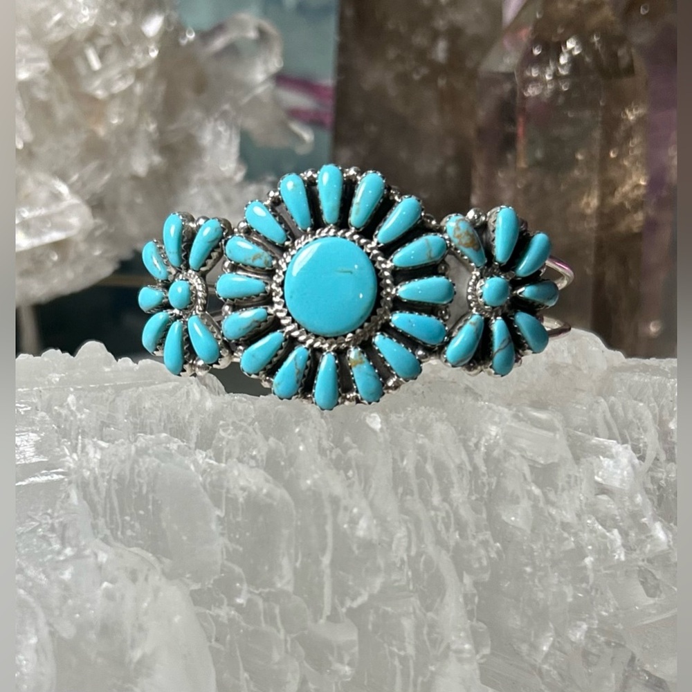 NWT Navajo Handmade Davin Benally Turquoise Bracelet